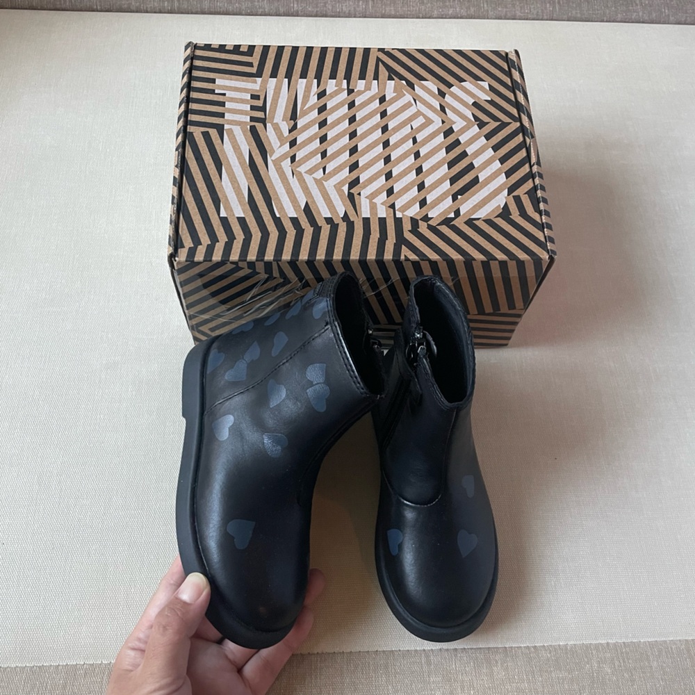 Camper Kids Toddler Twins Boots - Size 8